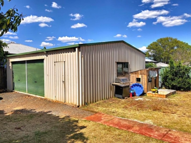 123 Hill Street, Newtown QLD 4350