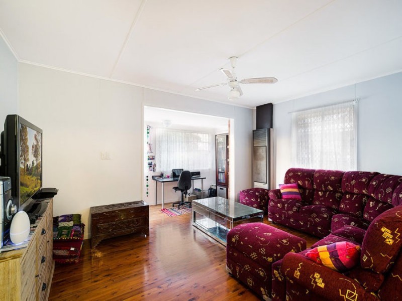 2 Shennan Street, Harristown QLD 4350