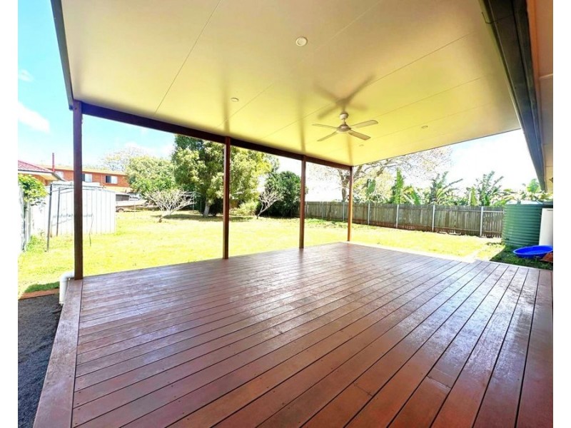 2 Shennan Street, Harristown QLD 4350