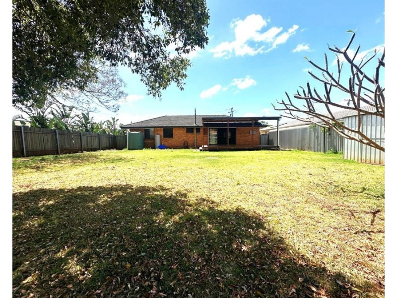 2 Shennan Street, Harristown QLD 4350