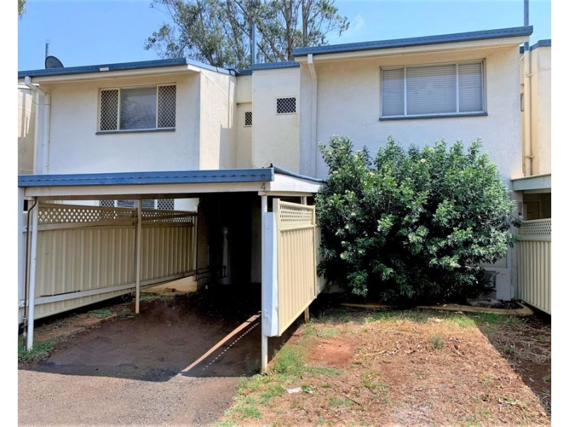4/329 Hume Street, South Toowoomba QLD 4350