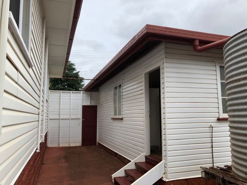 21 Healy Street, South Toowoomba QLD 4350