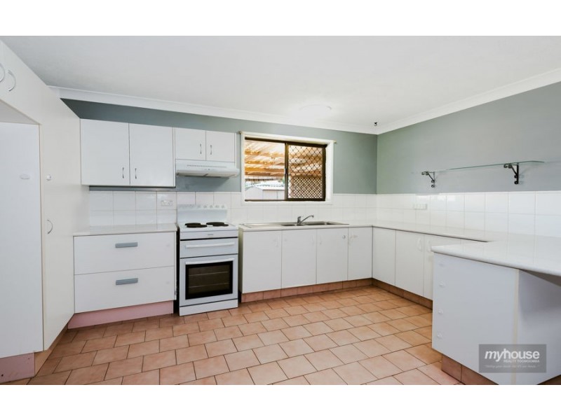 402 Stenner Street, Kearneys Spring QLD 4350