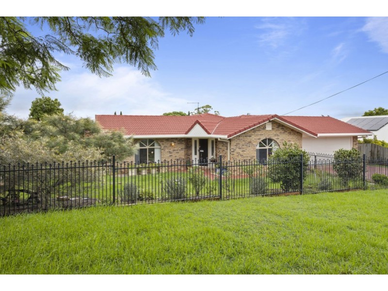 12 Blyth Street, Rangeville QLD 4350