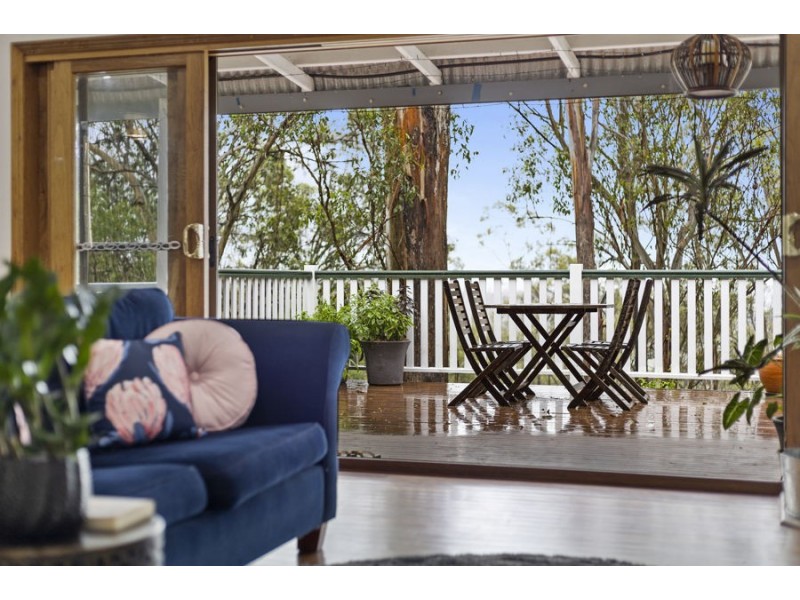 30 Berghofer, Withcott QLD 4352