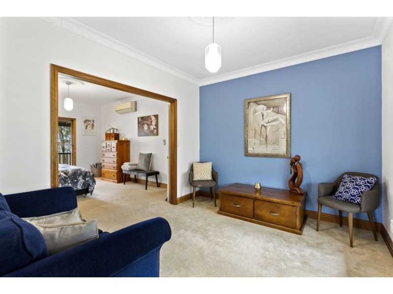 30 Berghofer, Withcott QLD 4352