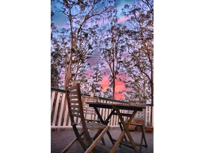 30 Berghofer, Withcott QLD 4352