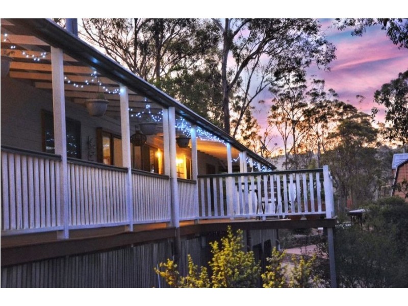 30 Berghofer, Withcott QLD 4352