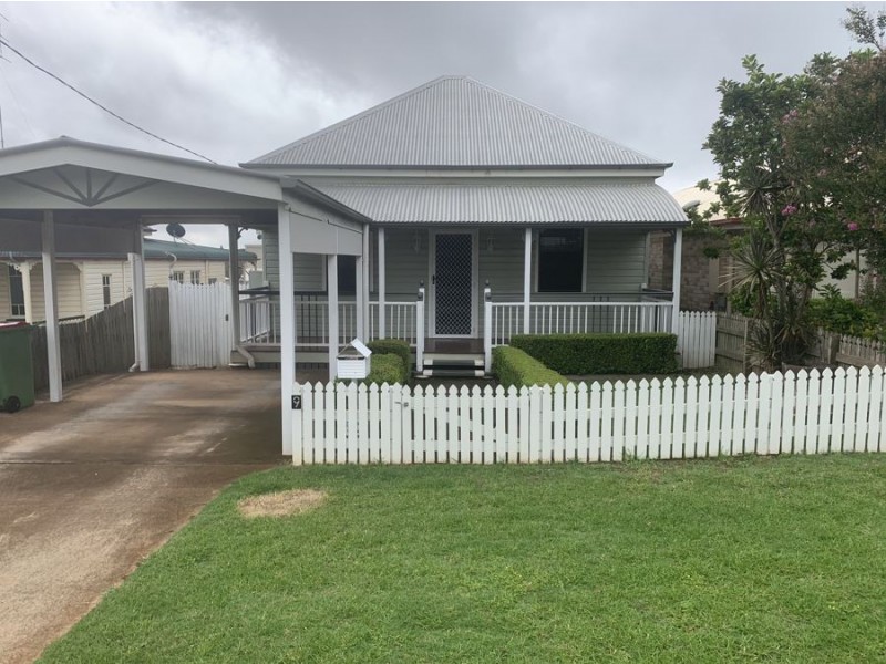 9 Grey Street, South Toowoomba QLD 4350