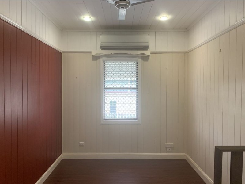 9 Grey Street, South Toowoomba QLD 4350