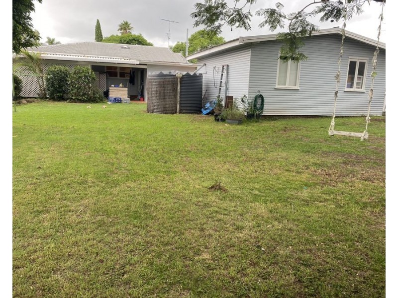 24 Drummond Street, Rangeville QLD 4350