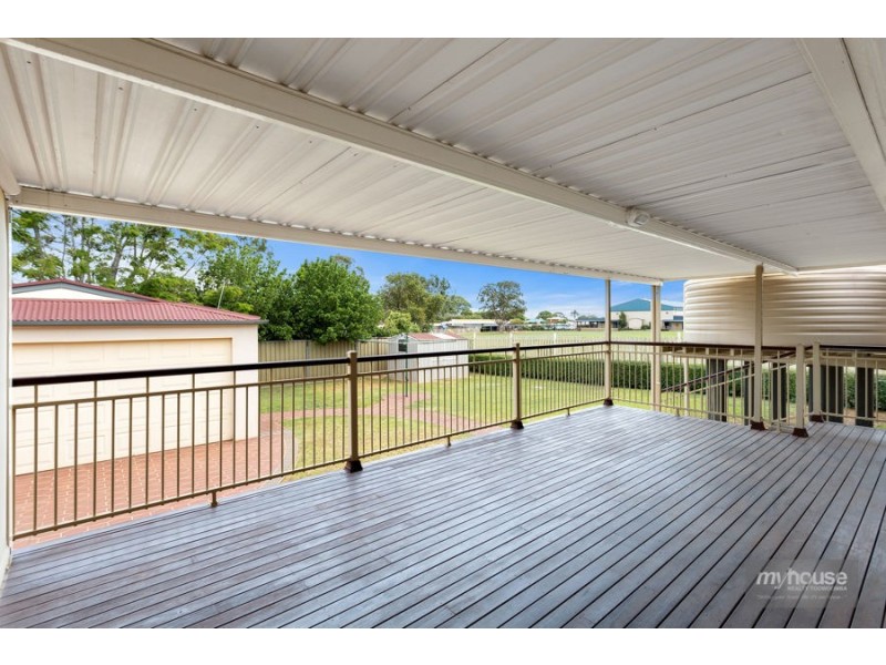 62 Fitzpatrick Street, Wilsonton QLD 4350