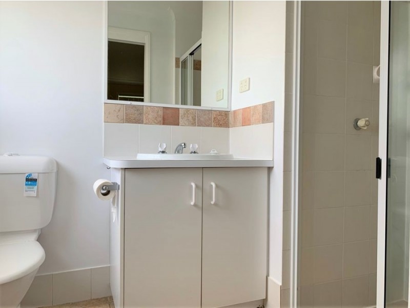 17 Gouldson Drive, Kearneys Spring QLD 4350
