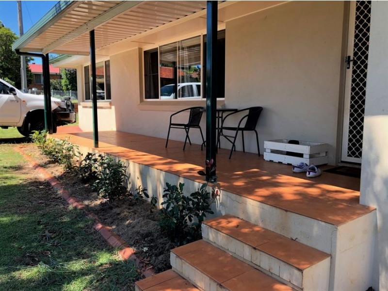 2 Dora Street, South Toowoomba QLD 4350