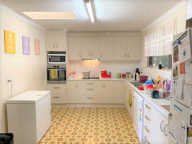 16 Naranga Street, Rangeville QLD 4350