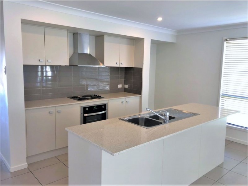 21 Furness Court, Kearneys Spring QLD 4350