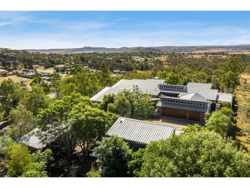 12 Clayton Court, Cotswold Hills QLD 4350 myhouse realty Toowoomba Sold