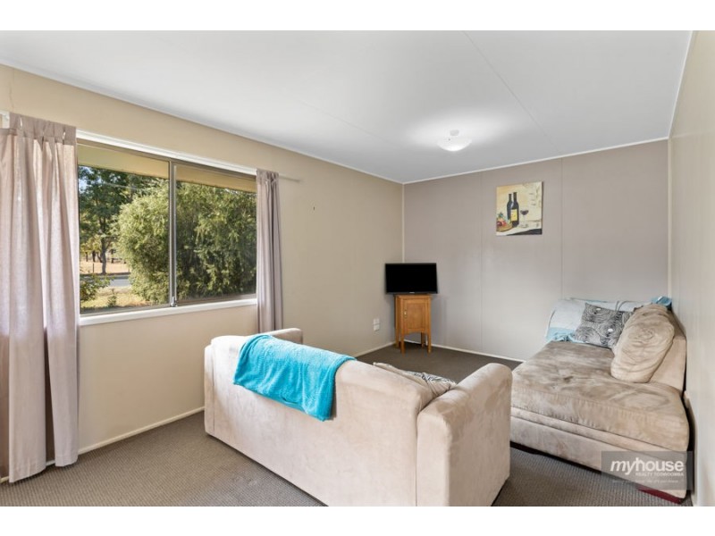 20 Lucy Street, Cambooya QLD 4358