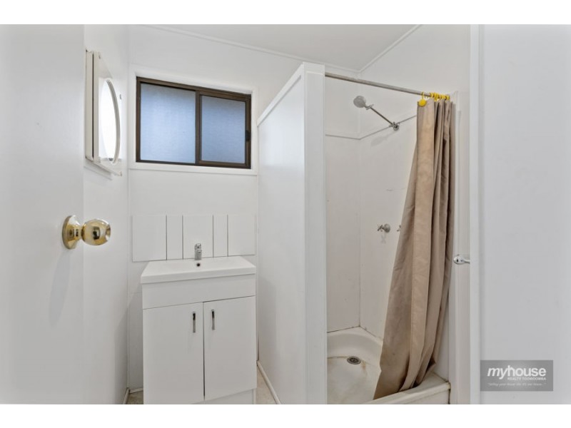 20 Lucy Street, Cambooya QLD 4358