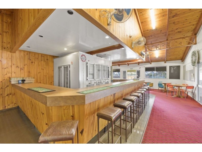 15 Lucy Street, Cambooya QLD 4358