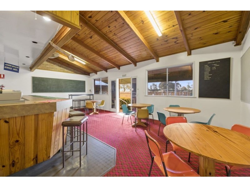 15 Lucy Street, Cambooya QLD 4358