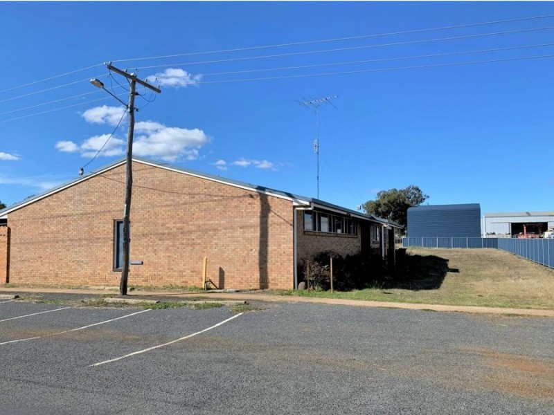 15 Lucy Street, Cambooya QLD 4358