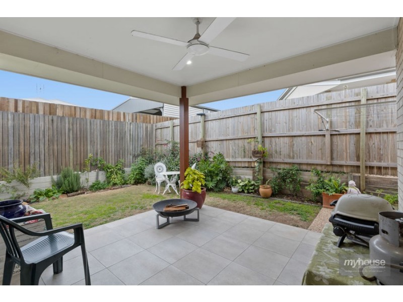 2/34 Radcliffe Crescent, Glenvale QLD 4350
