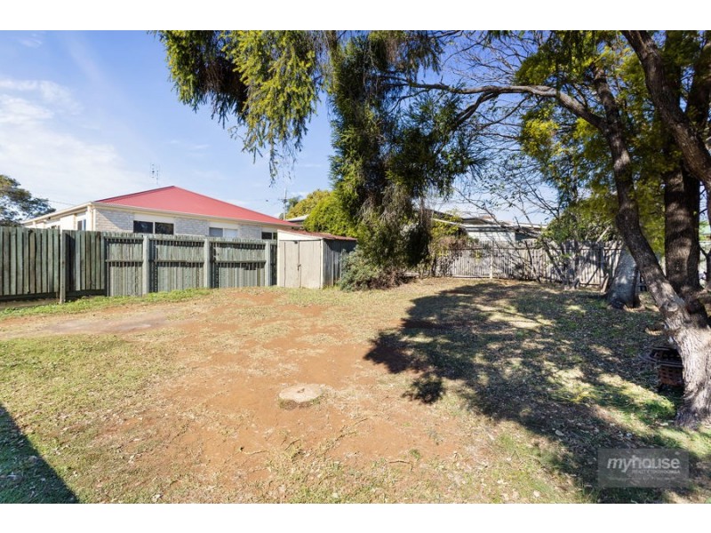 266 Bridge Street, Newtown QLD 4350