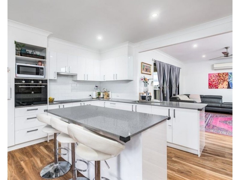 51 Weetwood Street, Newtown QLD 4350