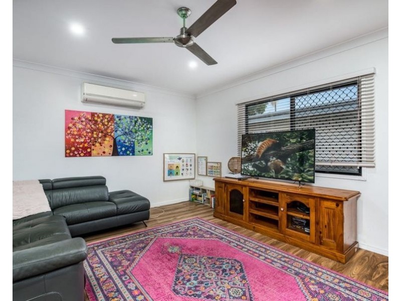51 Weetwood Street, Newtown QLD 4350
