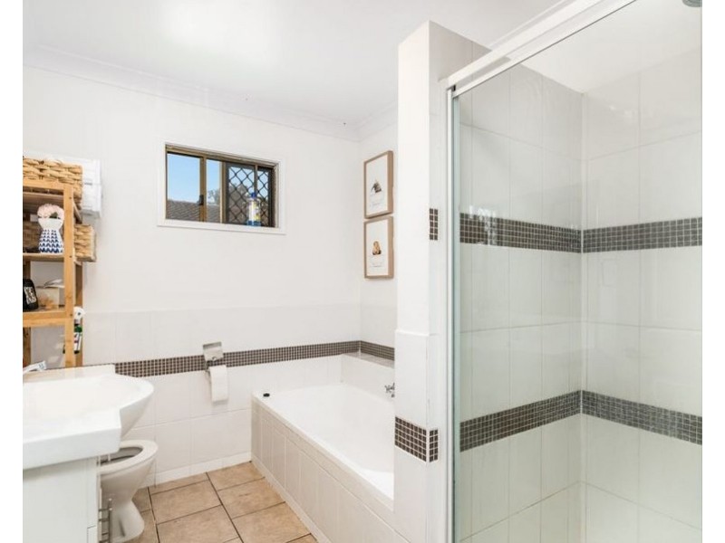 51 Weetwood Street, Newtown QLD 4350