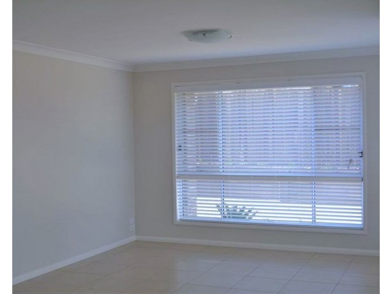 1/57 Holberton, Rockville QLD 4350