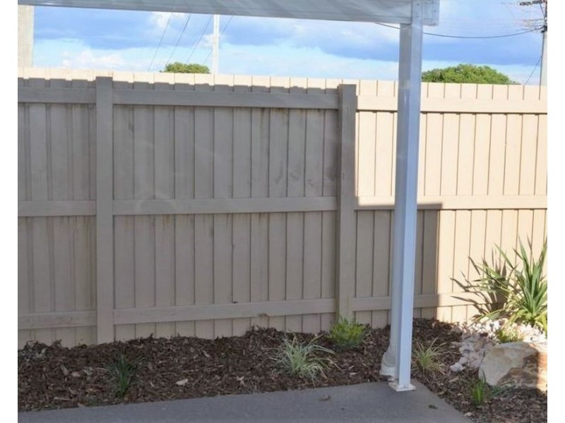 1/57 Holberton, Rockville QLD 4350