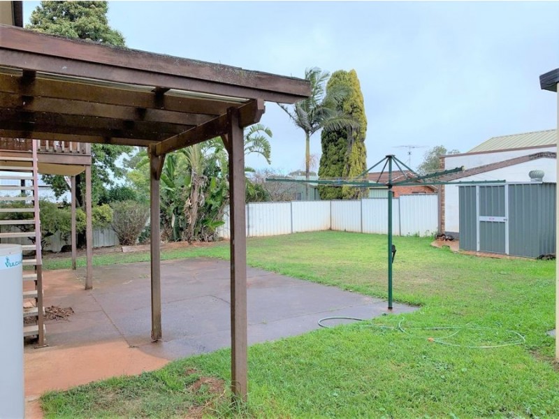 51 Holberton Street, Rockville QLD 4350