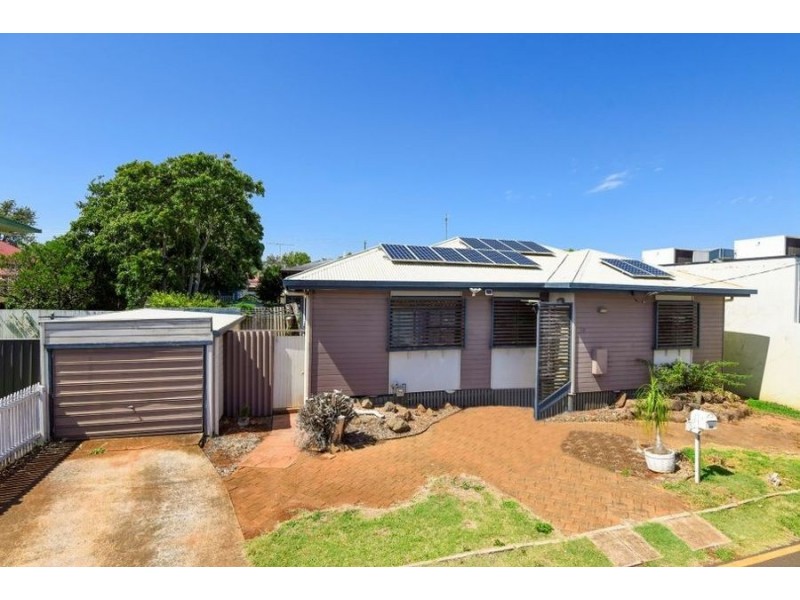 12 Frederick Street, East Toowoomba QLD 4350