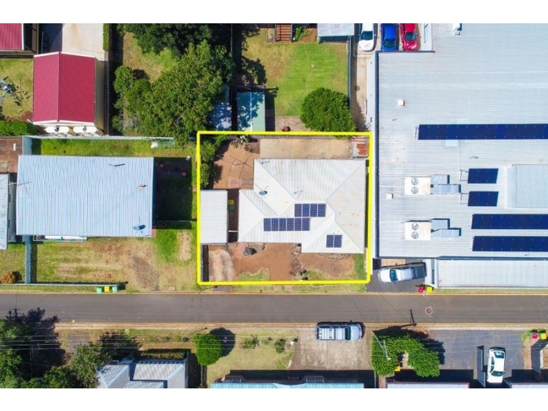 12 Frederick Street, East Toowoomba QLD 4350