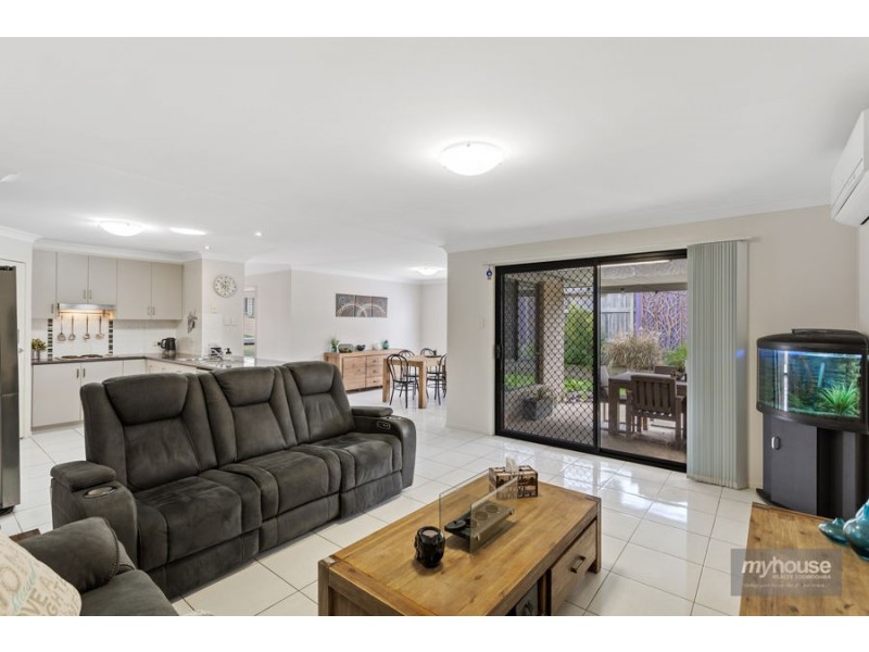 8 Paperbark Drive, Glenvale QLD 4350