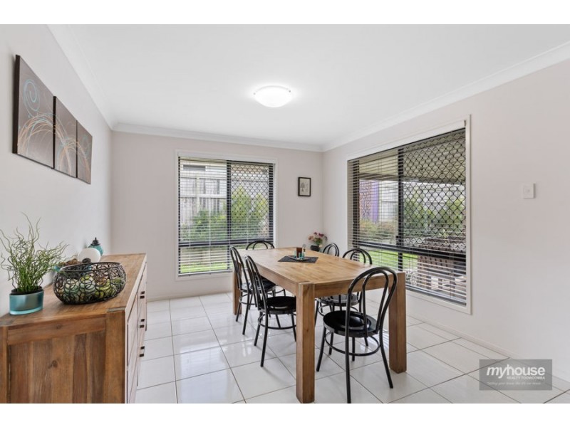 8 Paperbark Drive, Glenvale QLD 4350