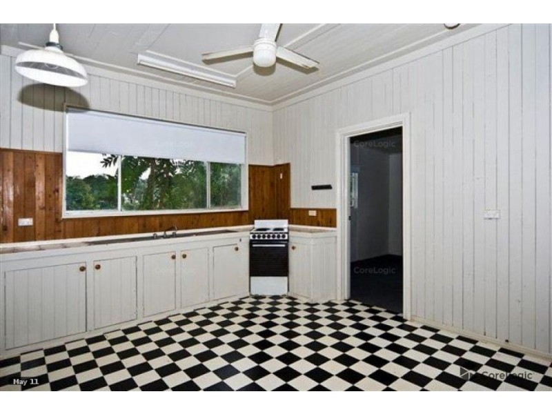 2 Glasgow Street, North Toowoomba QLD 4350