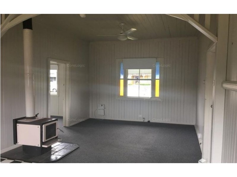 2 Glasgow Street, North Toowoomba QLD 4350