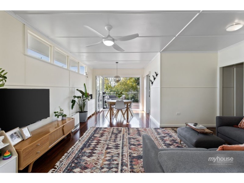 9 Erbacher Street, Centenary Heights QLD 4350