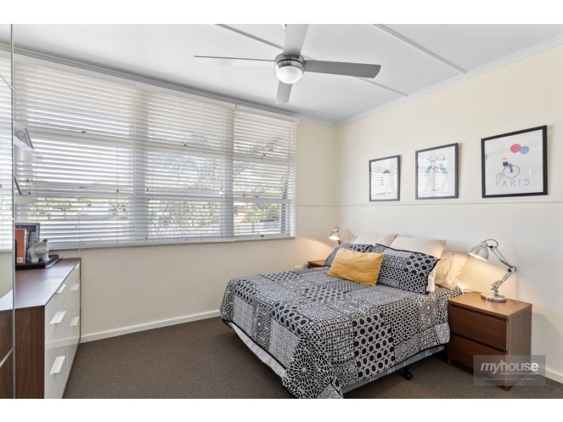 9 Erbacher Street, Centenary Heights QLD 4350