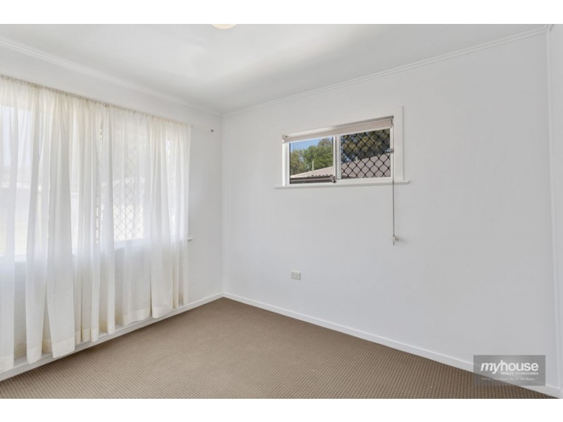 6 Milton Street, Kearneys Spring QLD 4350