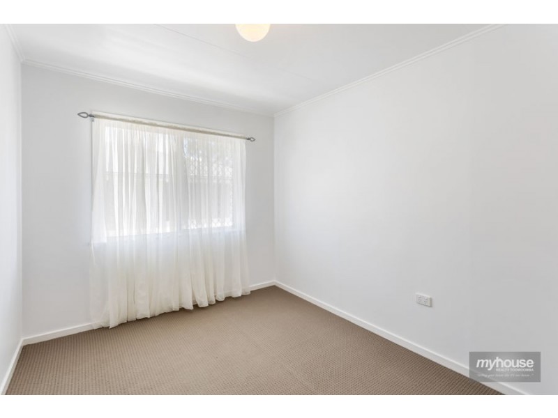 6 Milton Street, Kearneys Spring QLD 4350