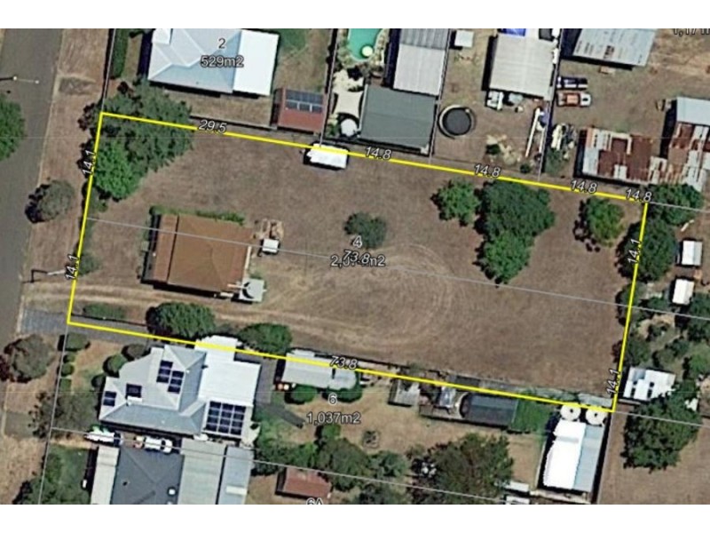 4 Berry Street, Wilsonton QLD 4350