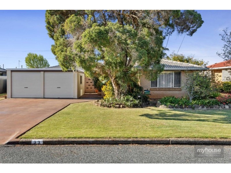 33 Merino Street, Harristown QLD 4350