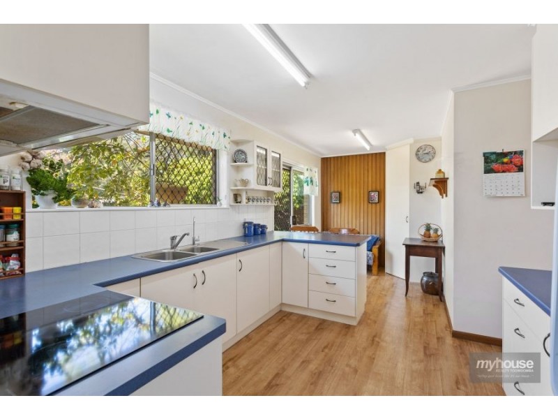 33 Merino Street, Harristown QLD 4350