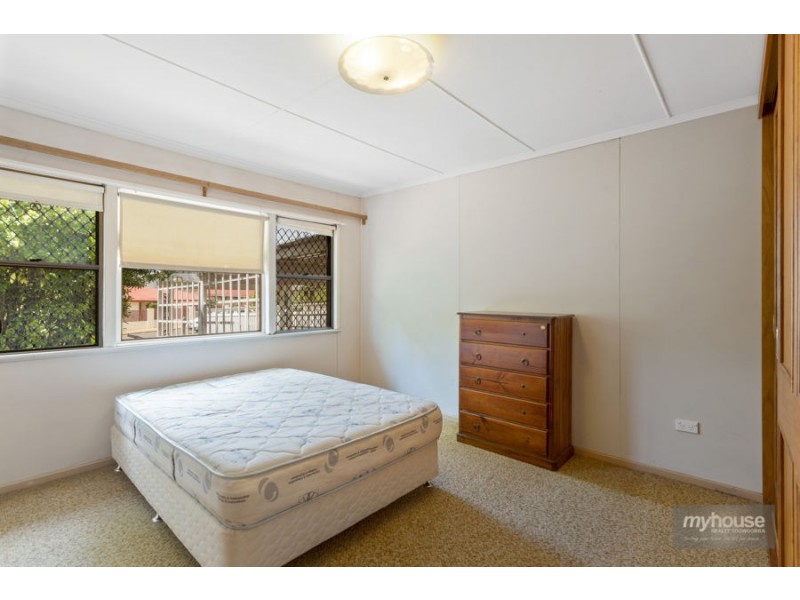 15 Catto Street, Centenary Heights QLD 4350