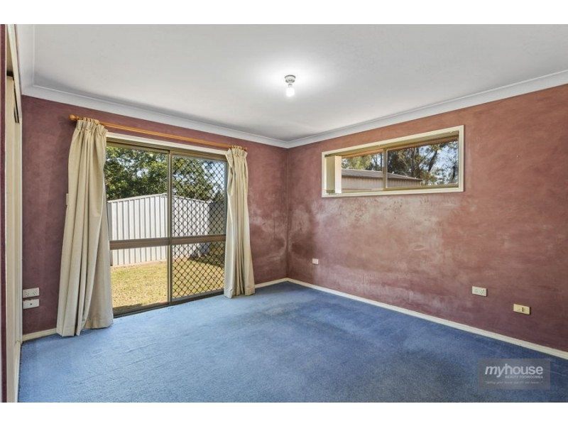 8 Collard Court, Darling Heights QLD 4350