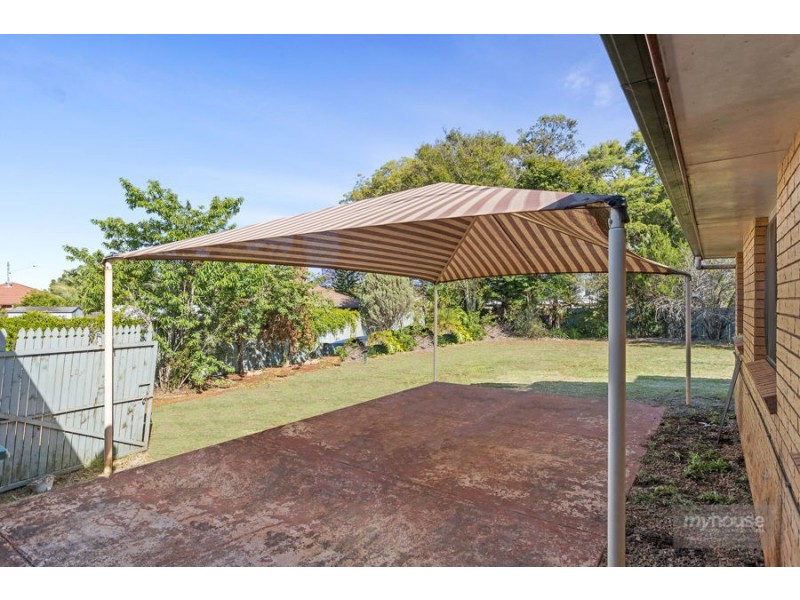 8 Collard Court, Darling Heights QLD 4350